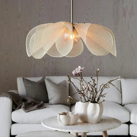 NOOR - Handgefertigte Blumenlampe aus Pflanzenfasern