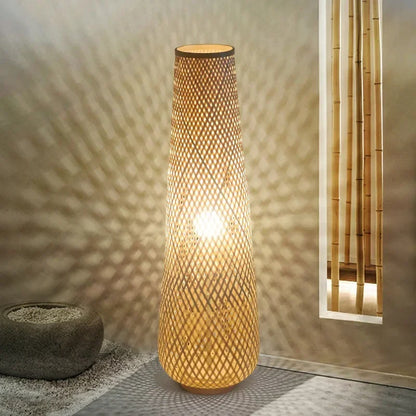 VARM  - Handgemaakte Vloerlamp van Gewoven Bamboe